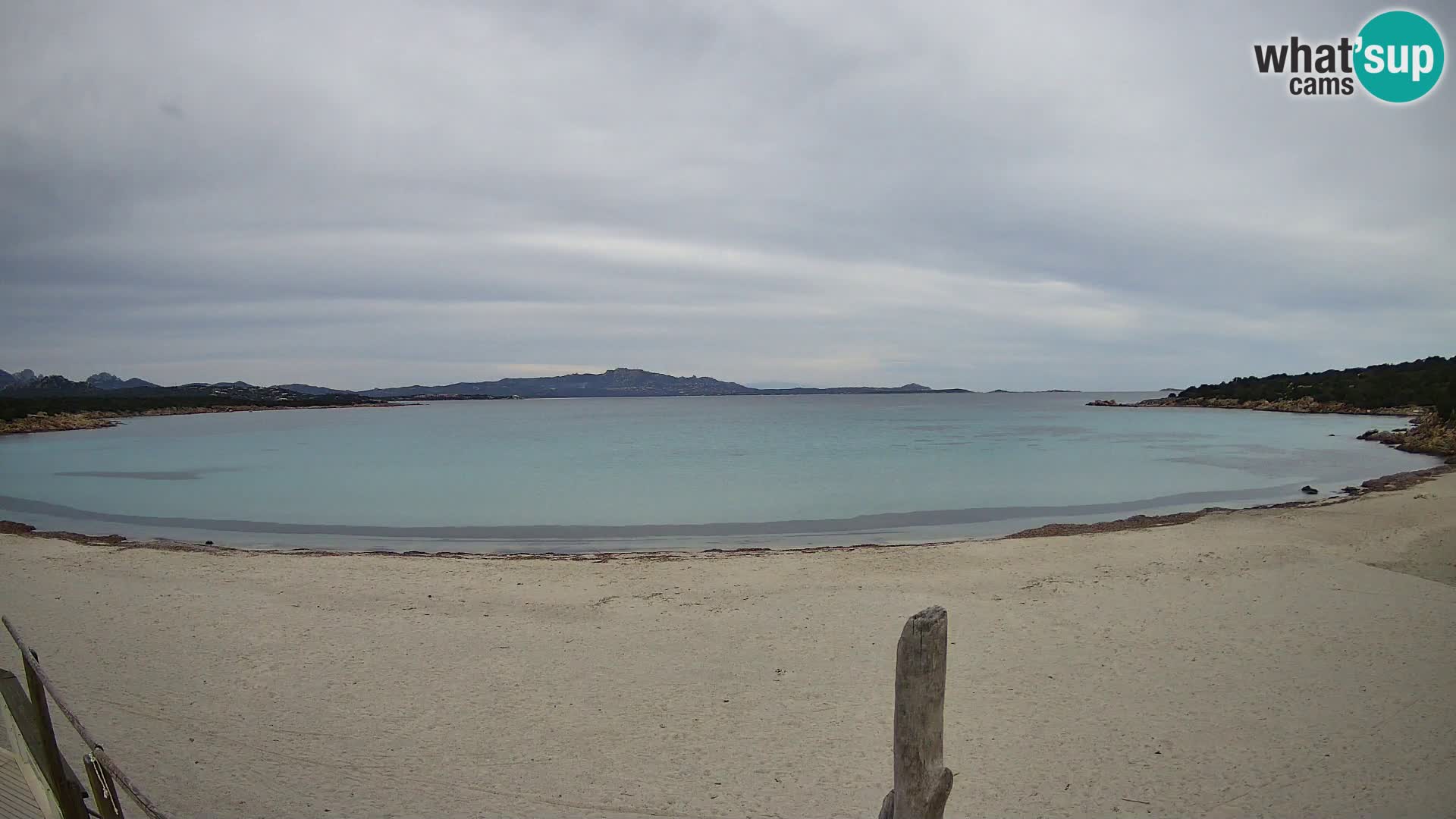 Live Cala Sabina plage – webcam Golfo Aranci – Sardaigne