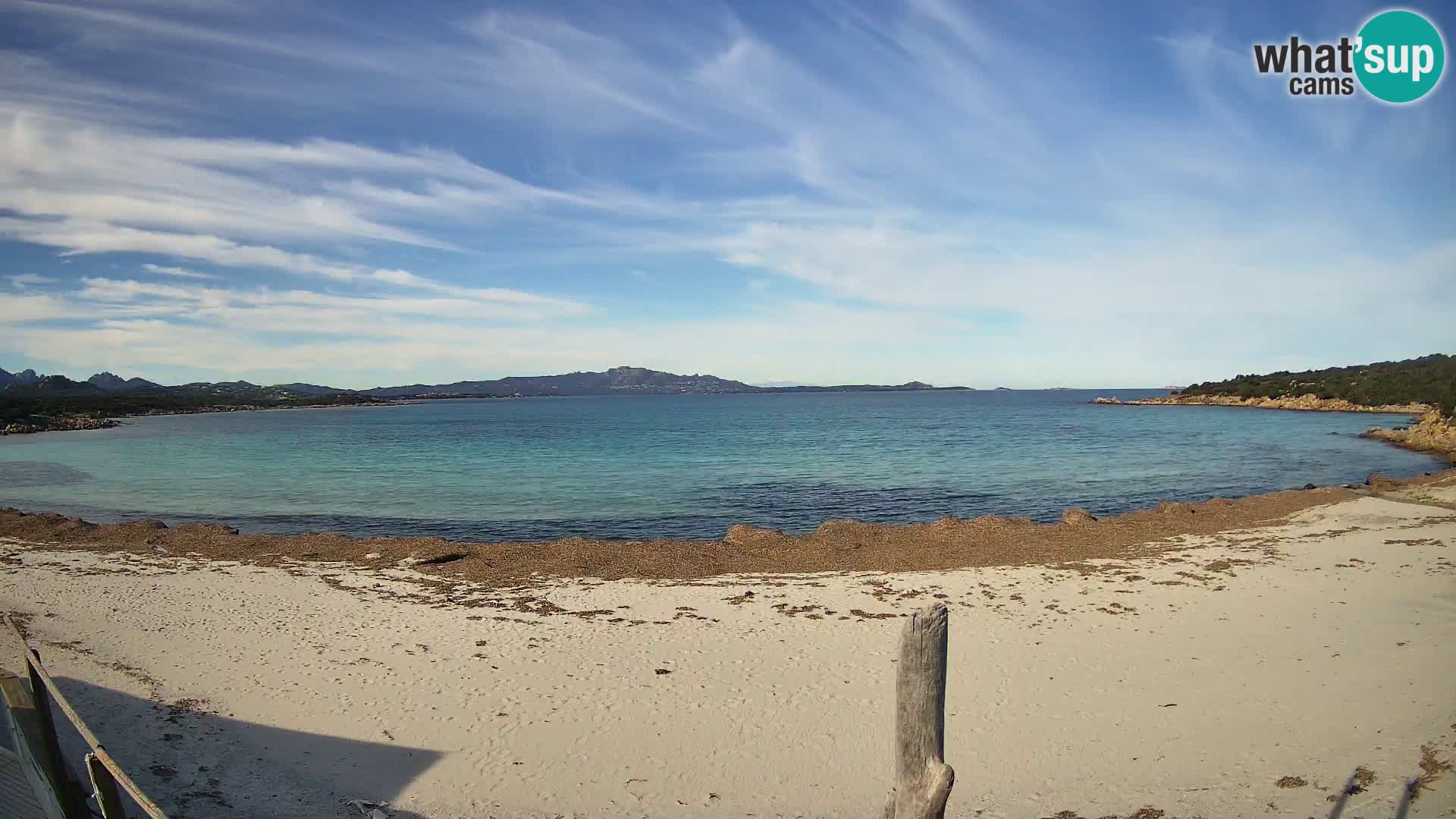 U živo plaža Cala Sabina – web kamera Golfo Aranci – Sardinija