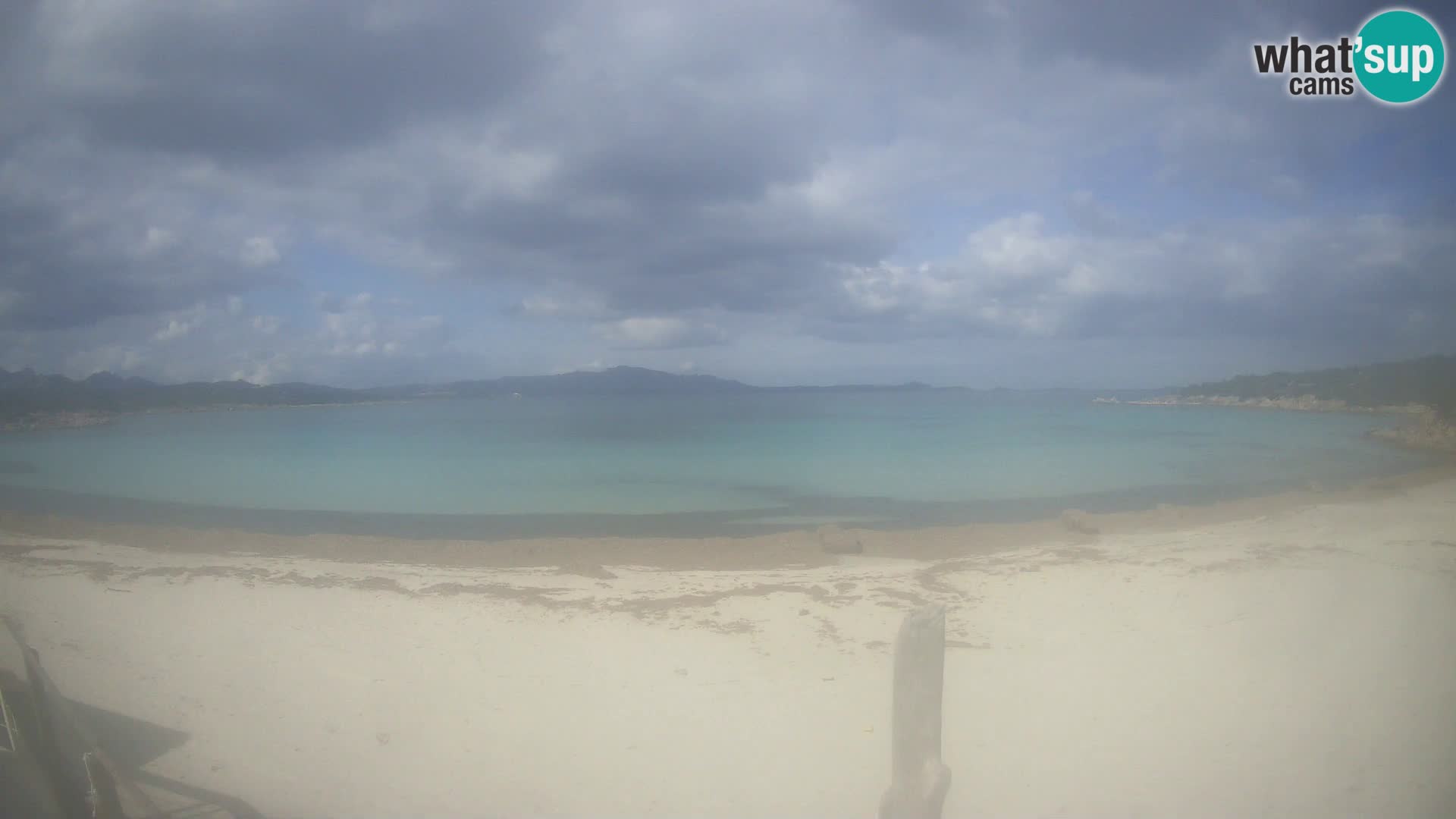 V živo plaža Cala Sabina – spletna kamera Golfo Aranci – Sardinija