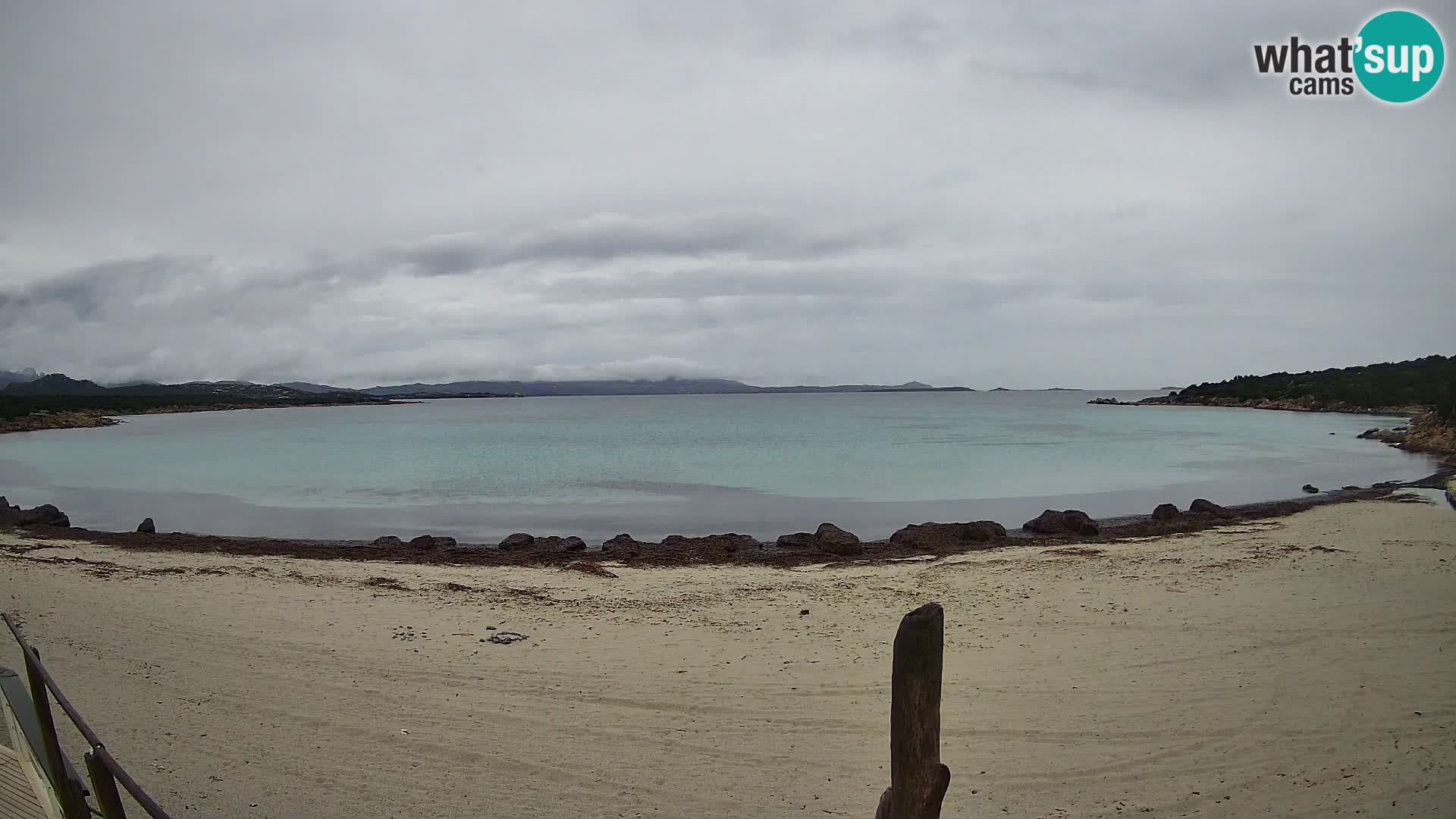 U živo plaža Cala Sabina – web kamera Golfo Aranci – Sardinija