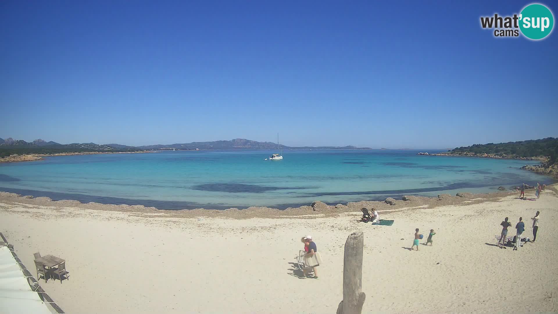 U živo plaža Cala Sabina – web kamera Golfo Aranci – Sardinija