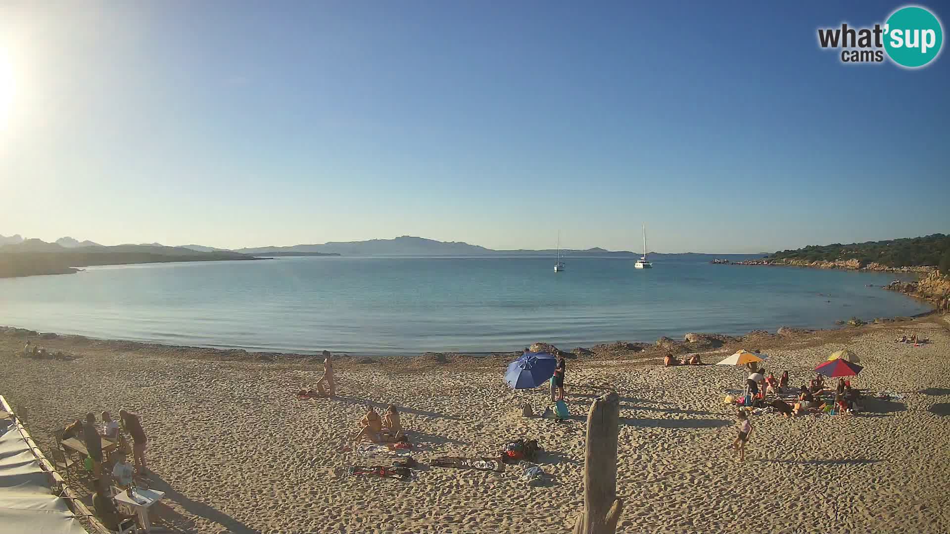 U živo plaža Cala Sabina – web kamera Golfo Aranci – Sardinija
