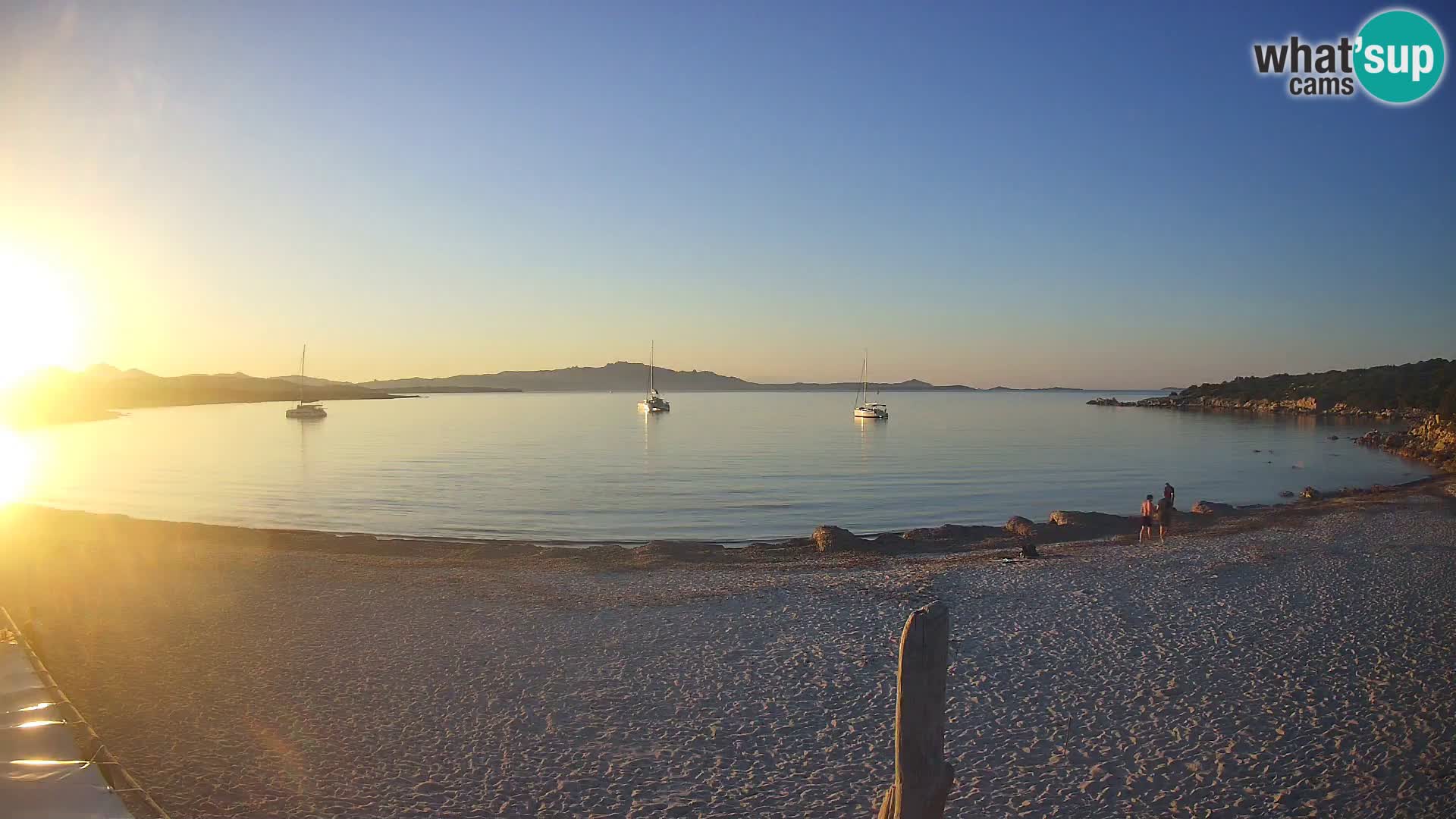 U živo plaža Cala Sabina – web kamera Golfo Aranci – Sardinija