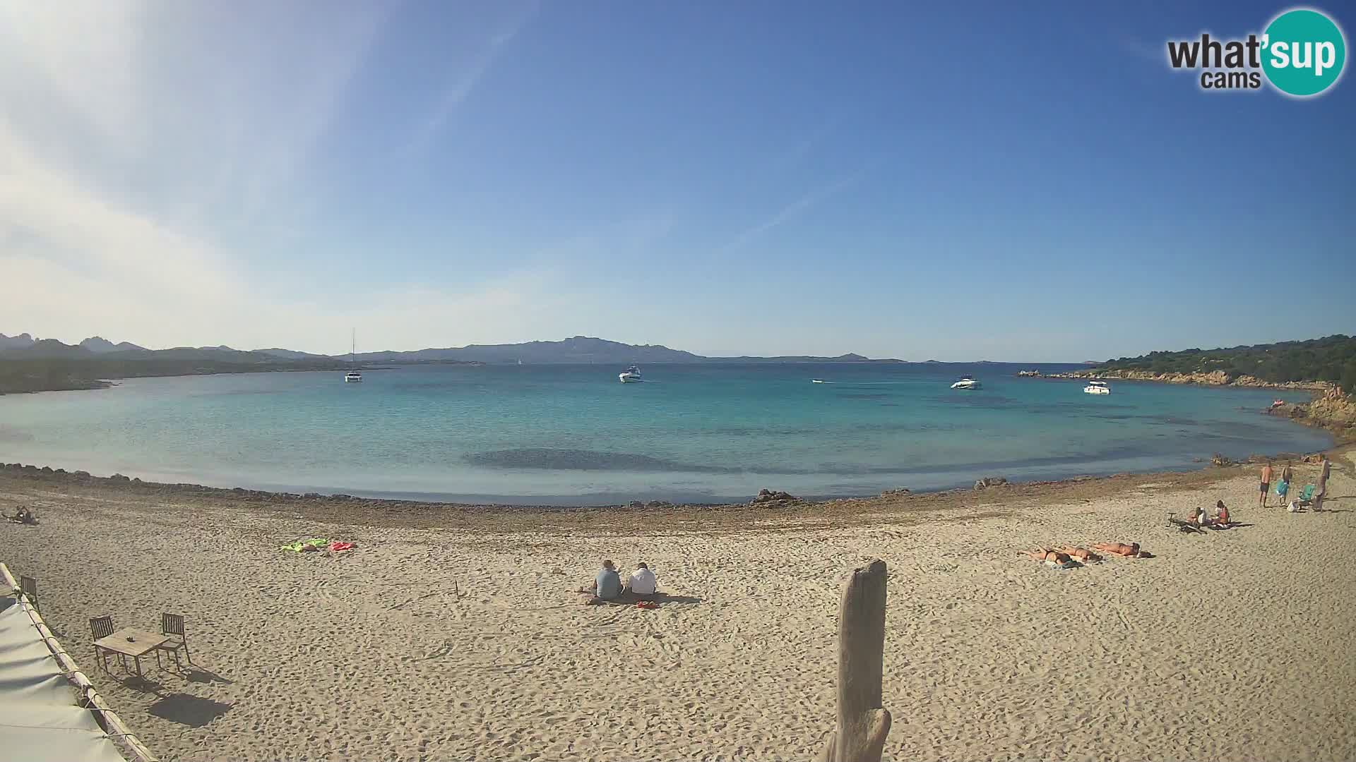 V živo plaža Cala Sabina – spletna kamera Golfo Aranci – Sardinija