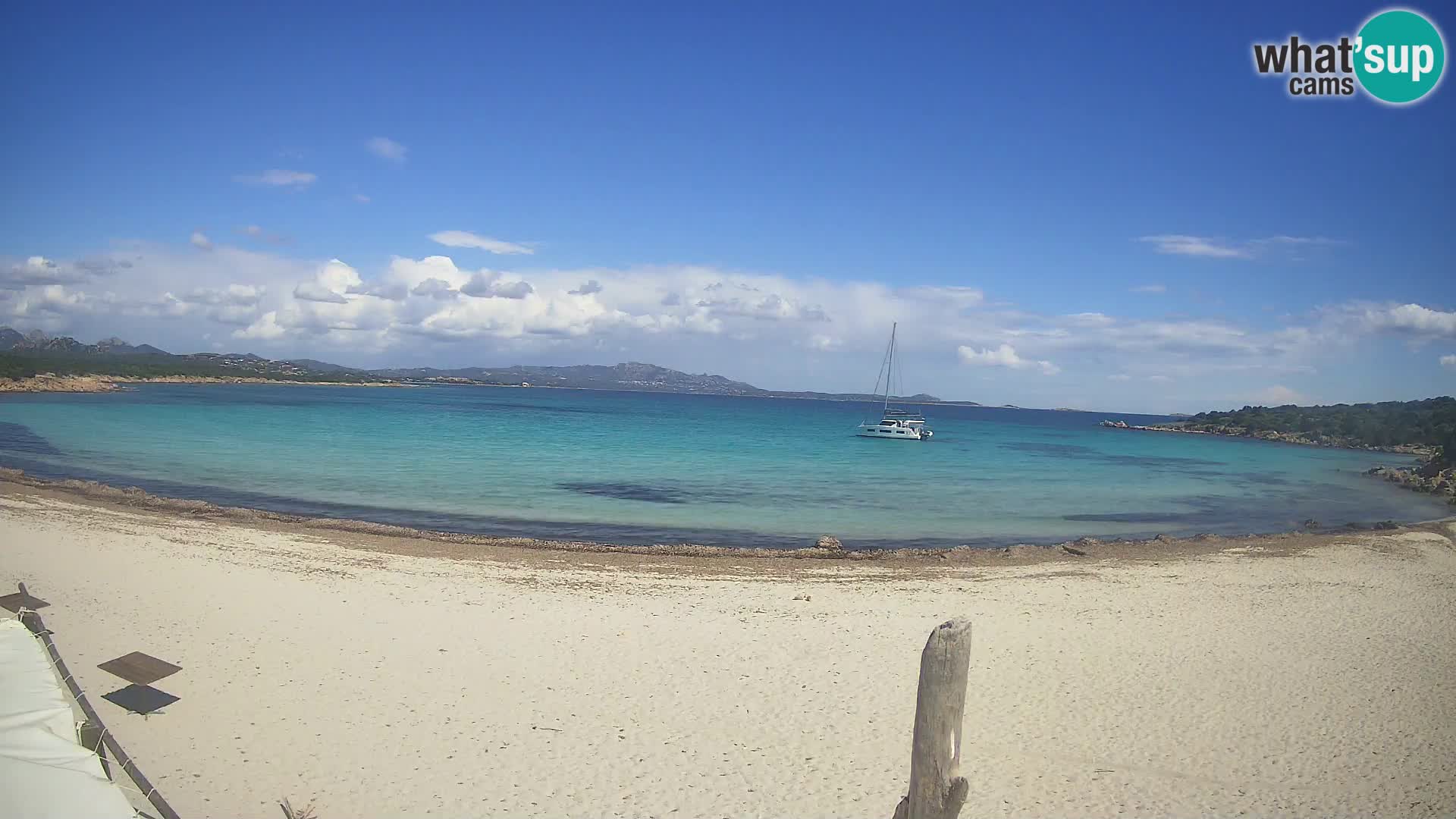 U živo plaža Cala Sabina – web kamera Golfo Aranci – Sardinija