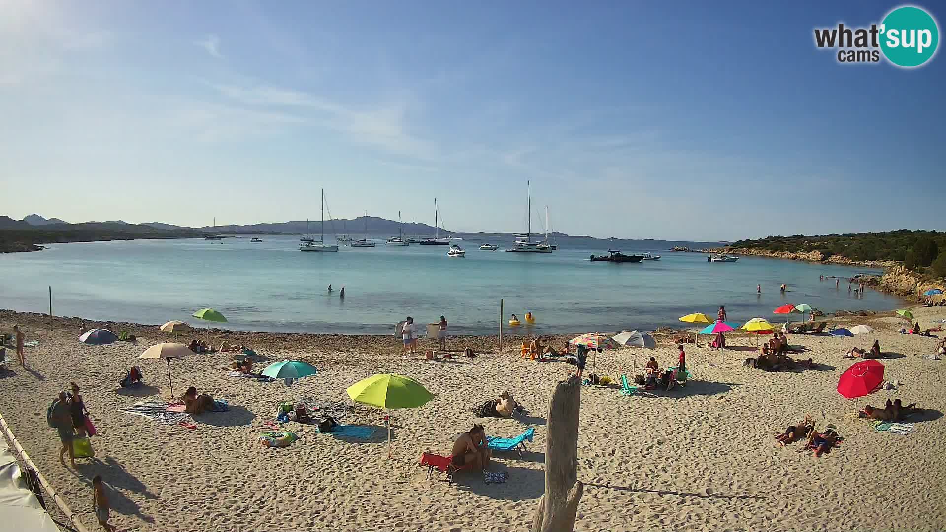 U živo plaža Cala Sabina – web kamera Golfo Aranci – Sardinija