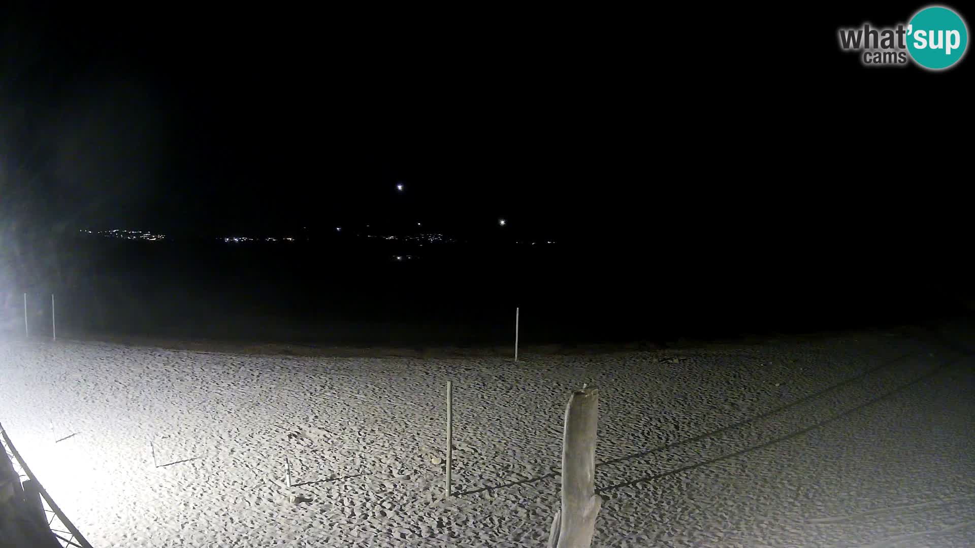 V živo plaža Cala Sabina – spletna kamera Golfo Aranci – Sardinija