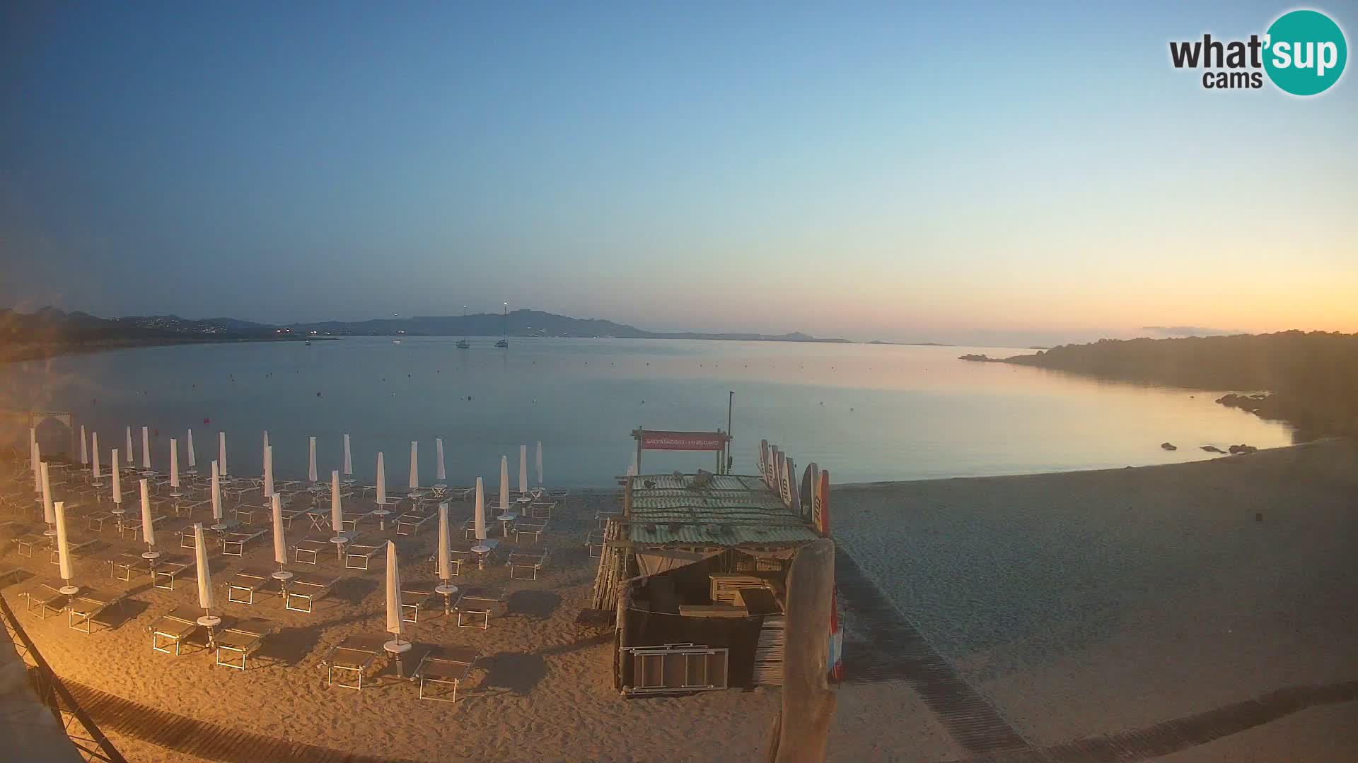 U živo plaža Cala Sabina – web kamera Golfo Aranci – Sardinija