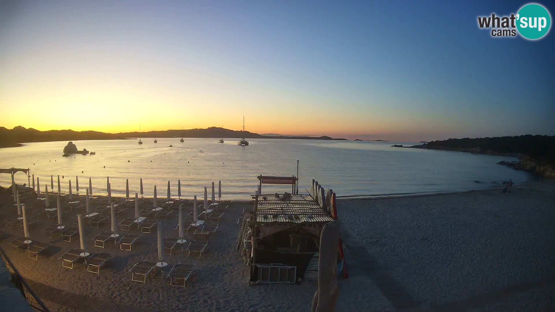 U živo plaža Cala Sabina – web kamera Golfo Aranci – Sardinija