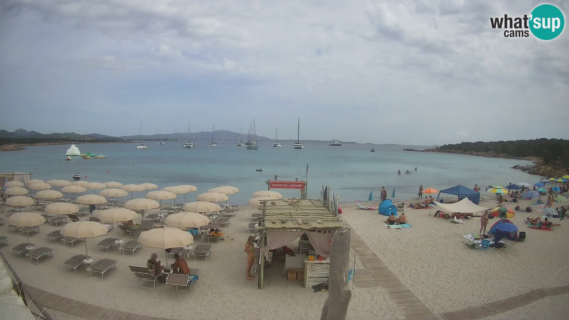 U živo plaža Cala Sabina – web kamera Golfo Aranci – Sardinija