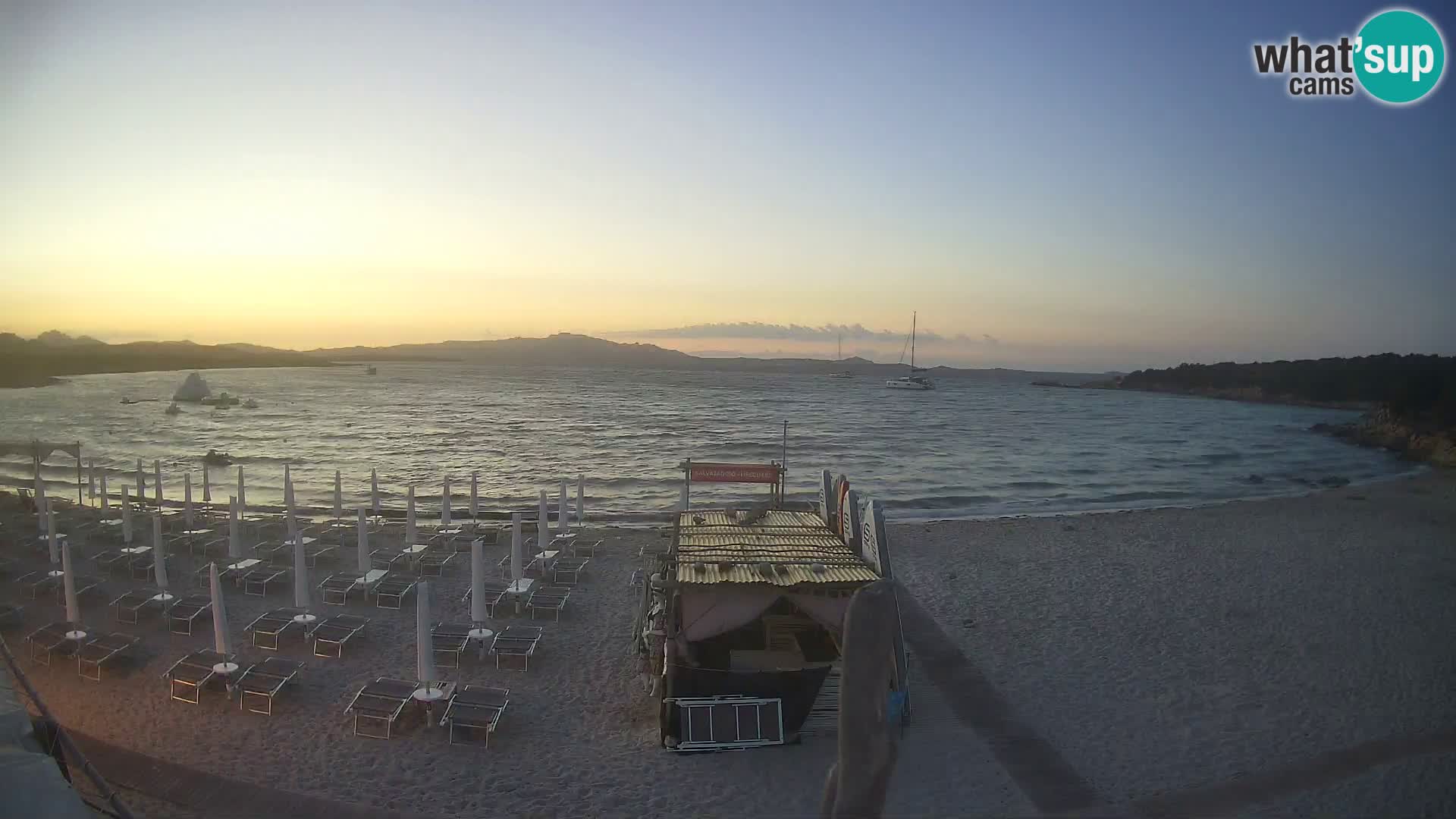 Live Cala Sabina plage – webcam Golfo Aranci – Sardaigne