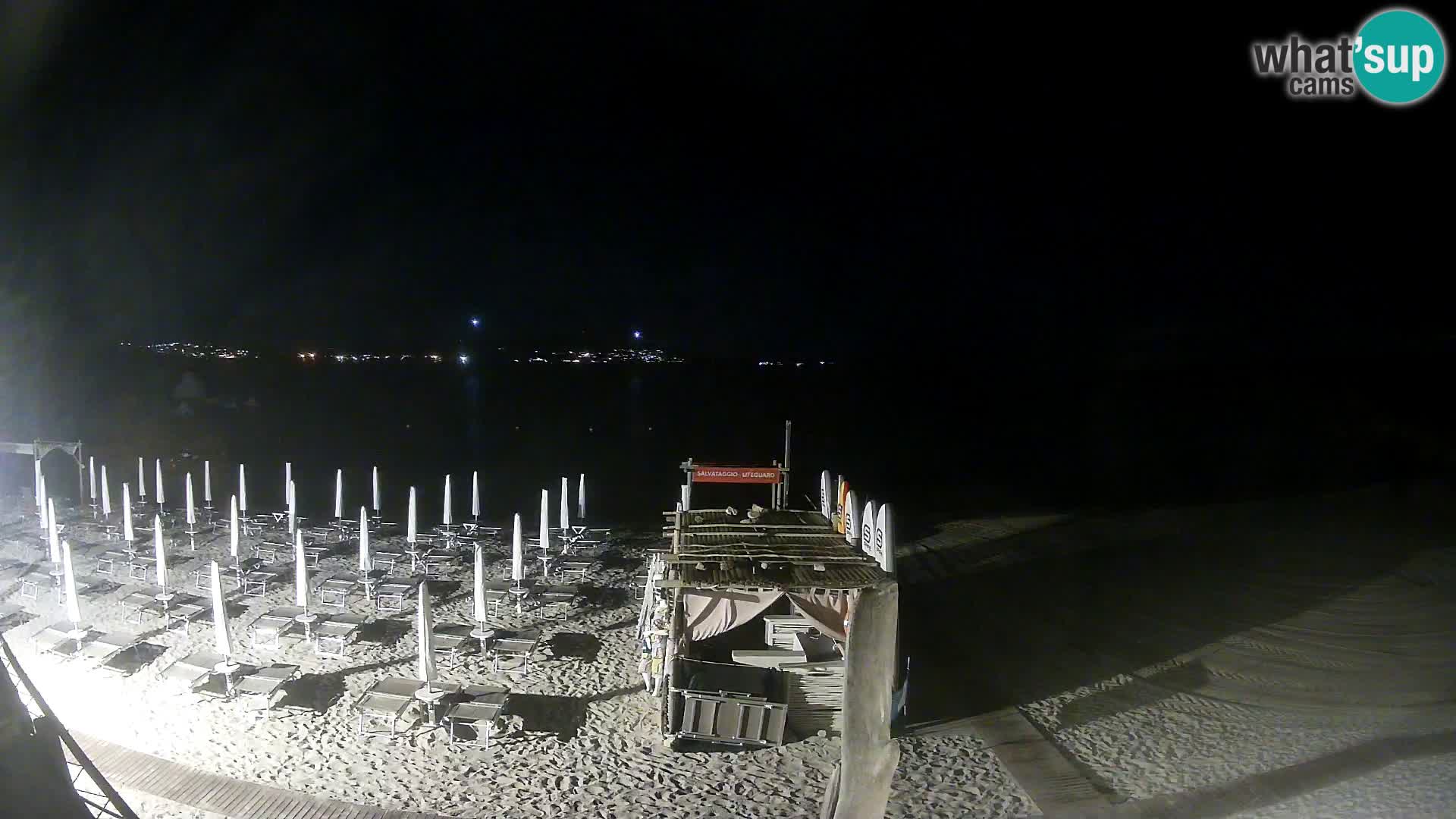 V živo plaža Cala Sabina – spletna kamera Golfo Aranci – Sardinija