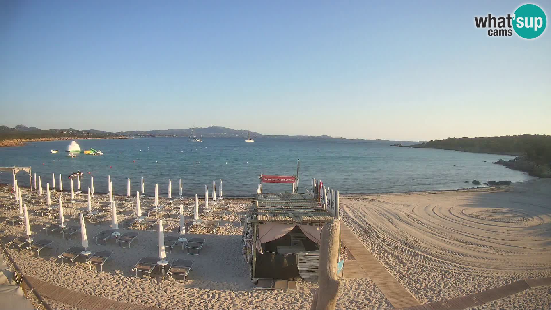U živo plaža Cala Sabina – web kamera Golfo Aranci – Sardinija