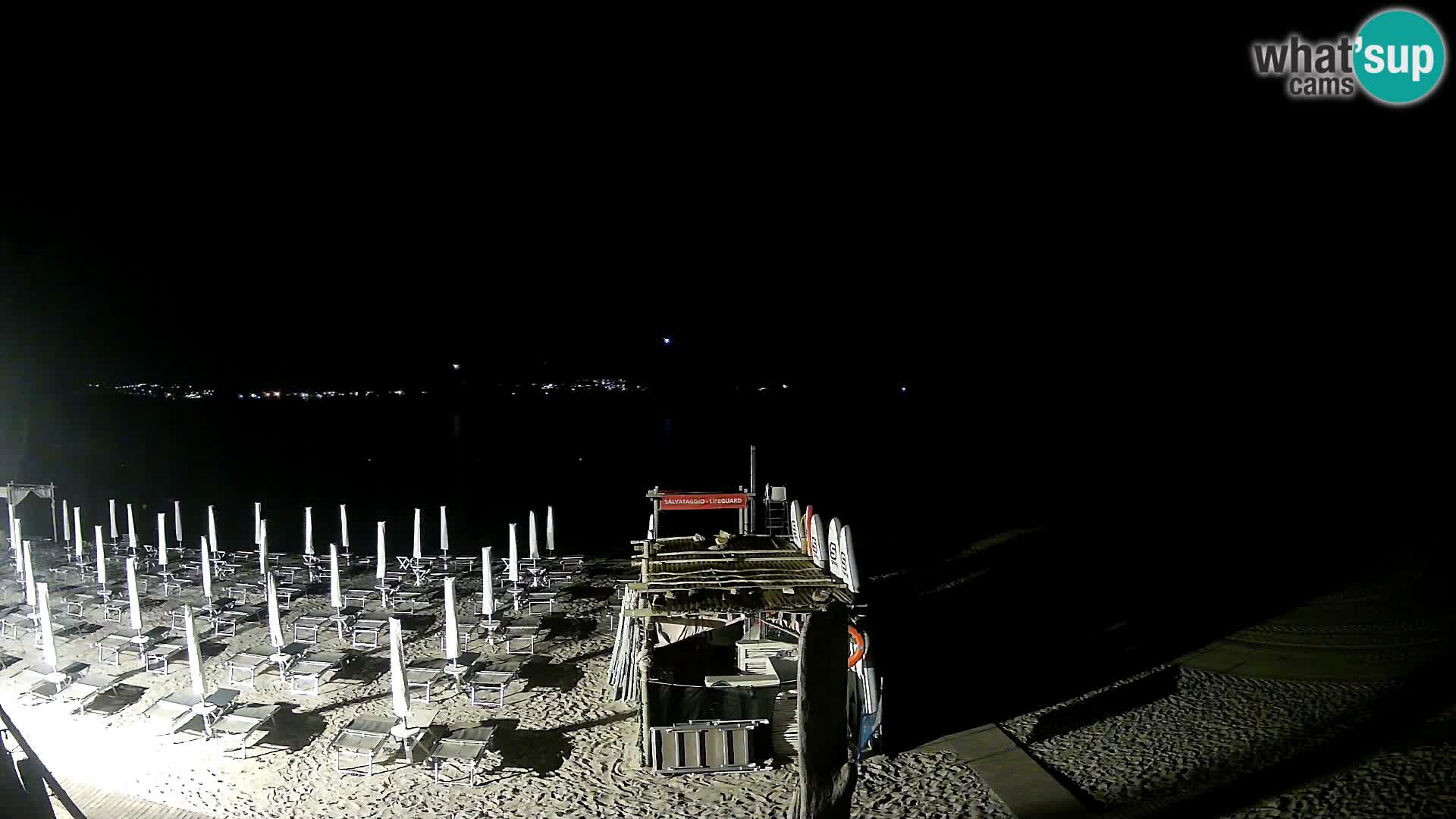 V živo plaža Cala Sabina – spletna kamera Golfo Aranci – Sardinija