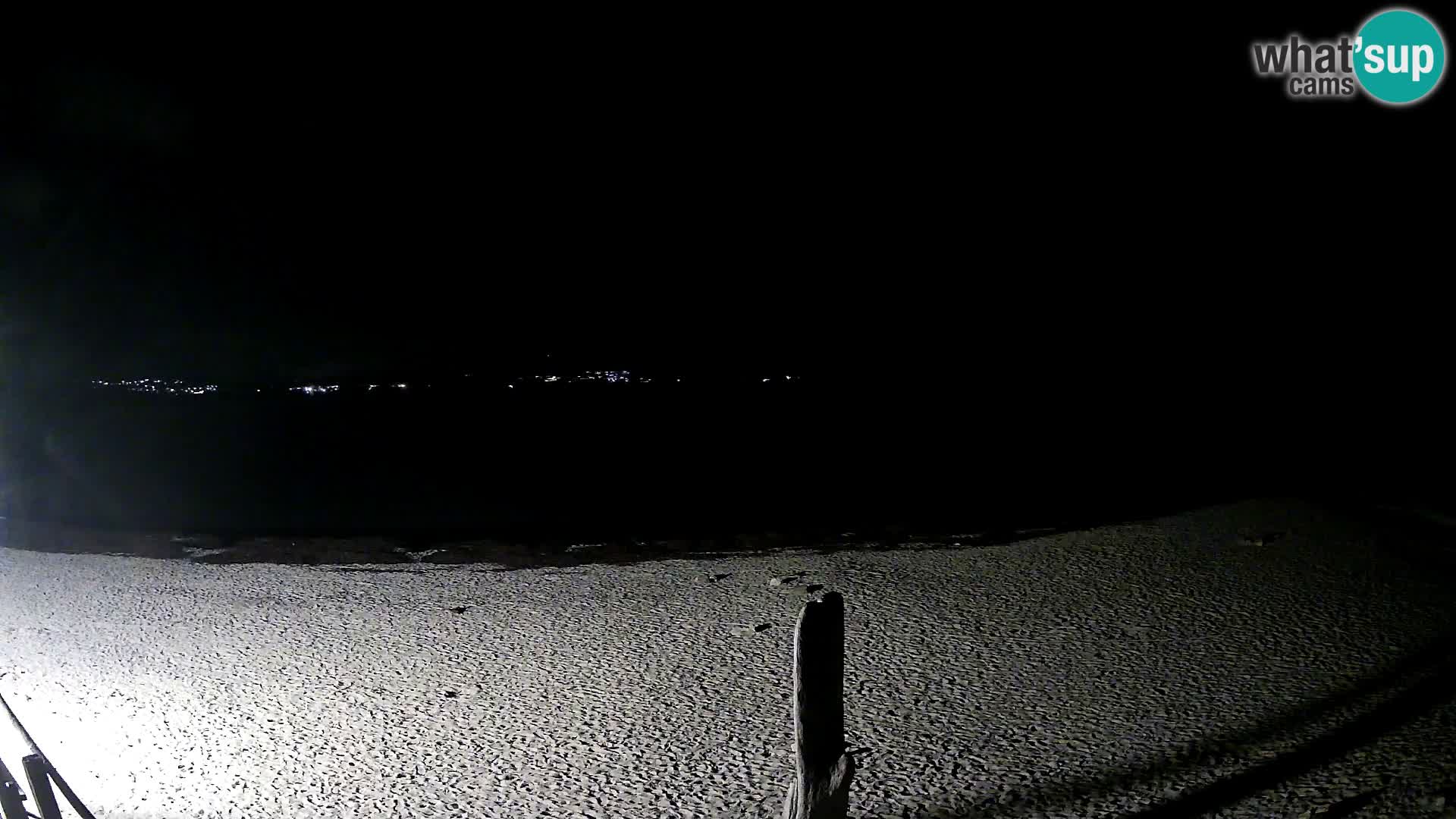 V živo plaža Cala Sabina – spletna kamera Golfo Aranci – Sardinija