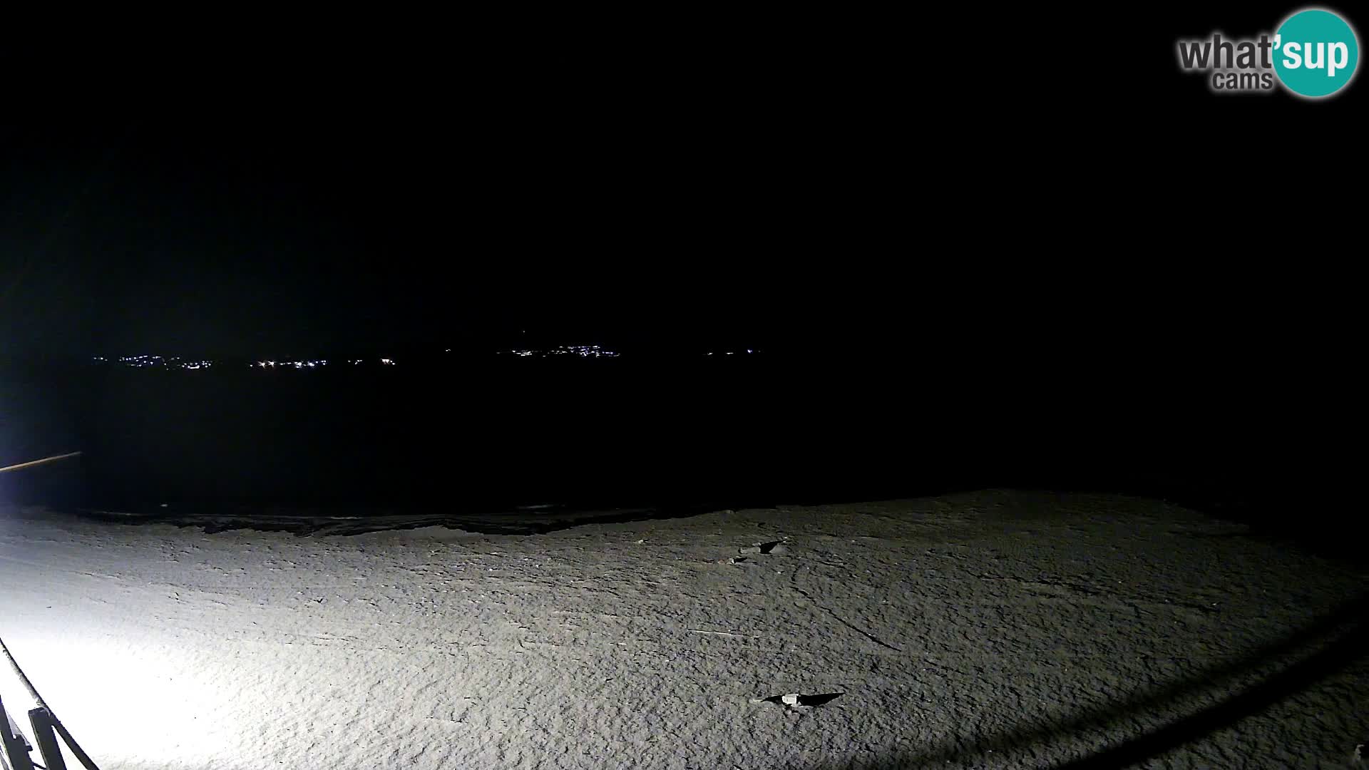 V živo plaža Cala Sabina – spletna kamera Golfo Aranci – Sardinija