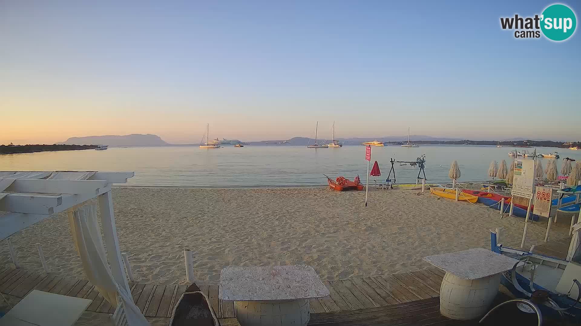 Spletana kamera Spiaggia Bianca – Golfo Aranci – Sardinija