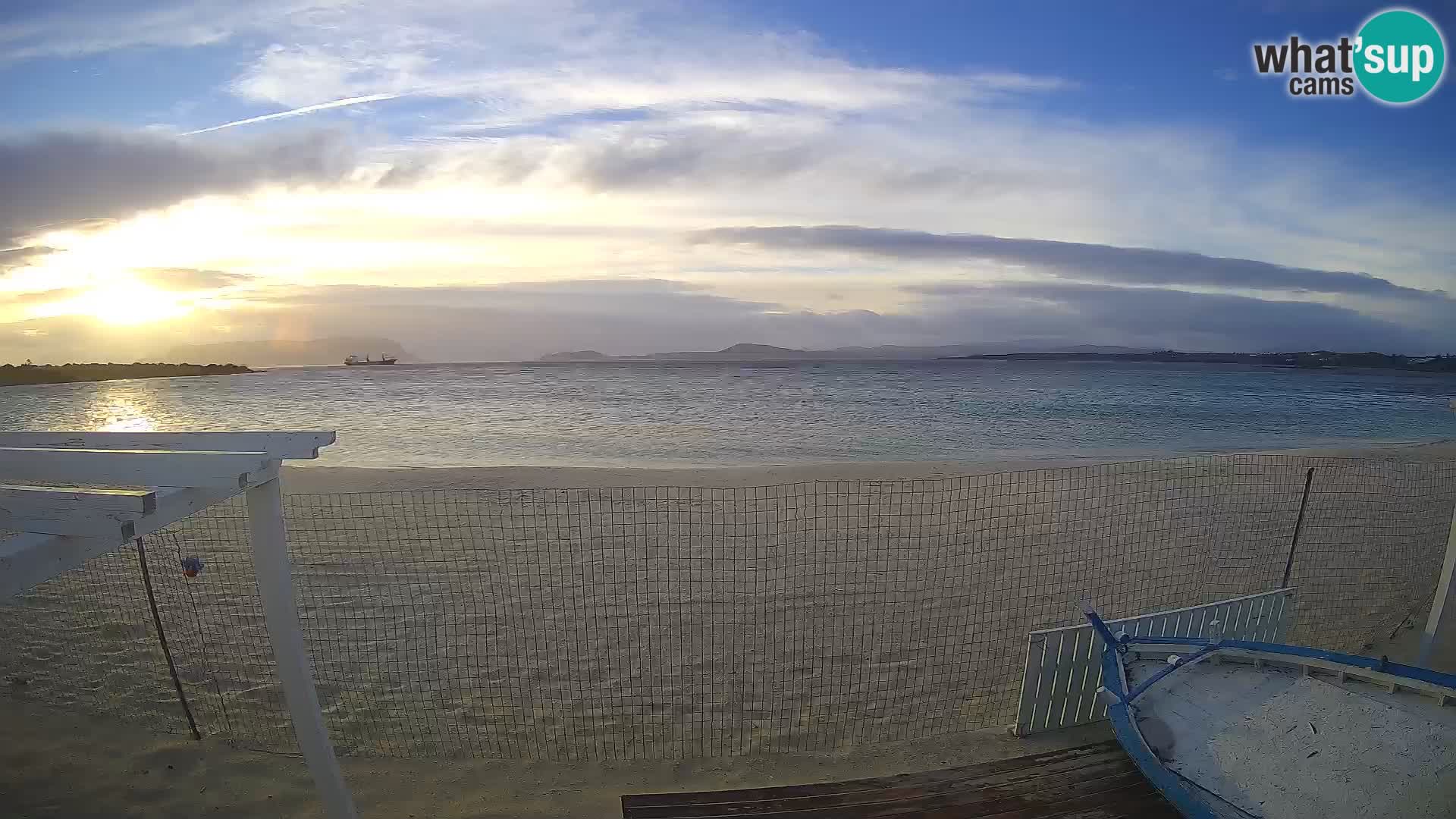 Spletana kamera Spiaggia Bianca – Golfo Aranci – Sardinija