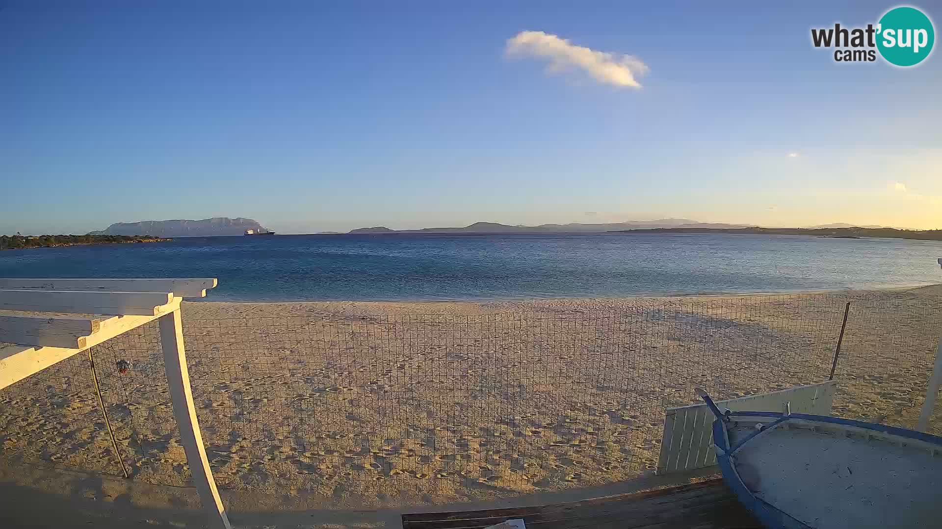 Spletana kamera Spiaggia Bianca – Golfo Aranci – Sardinija