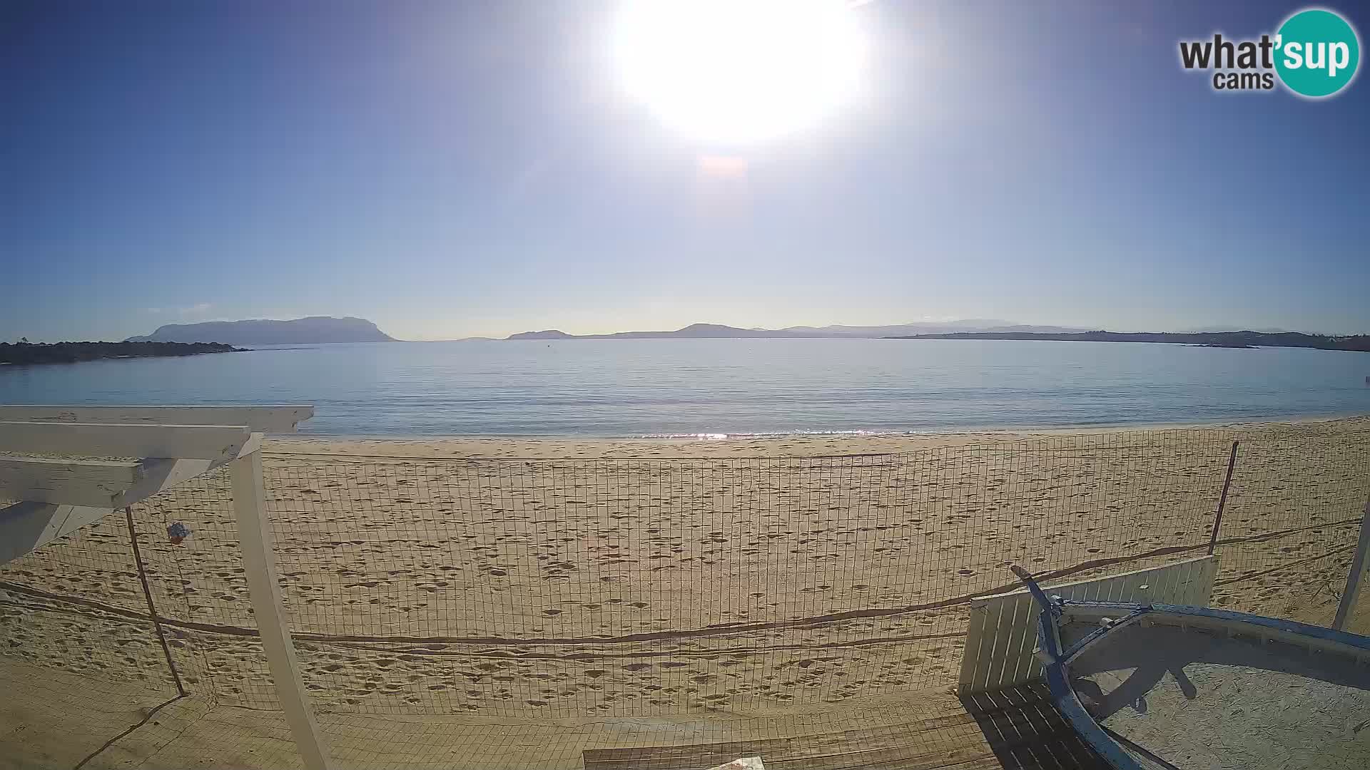 Spletana kamera Spiaggia Bianca – Golfo Aranci – Sardinija