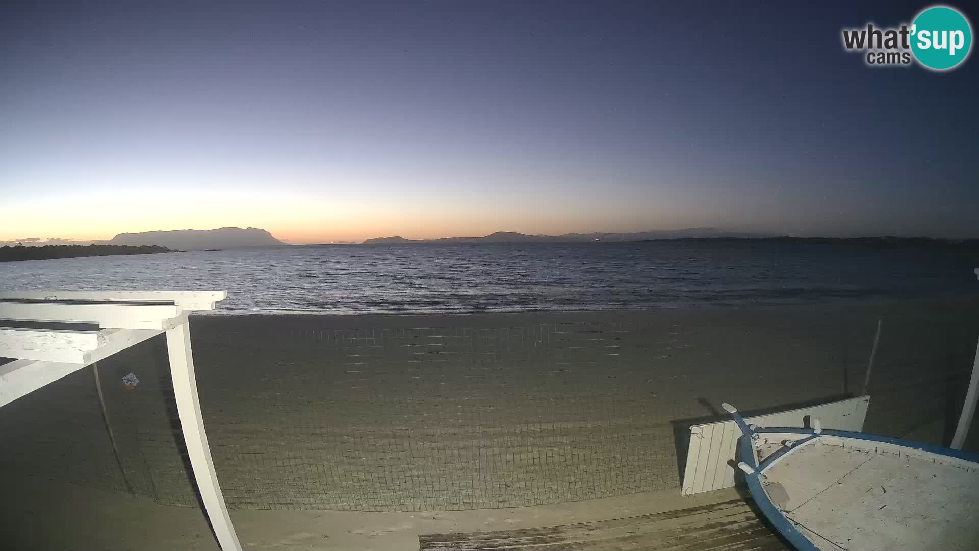 Spletana kamera Spiaggia Bianca – Golfo Aranci – Sardinija