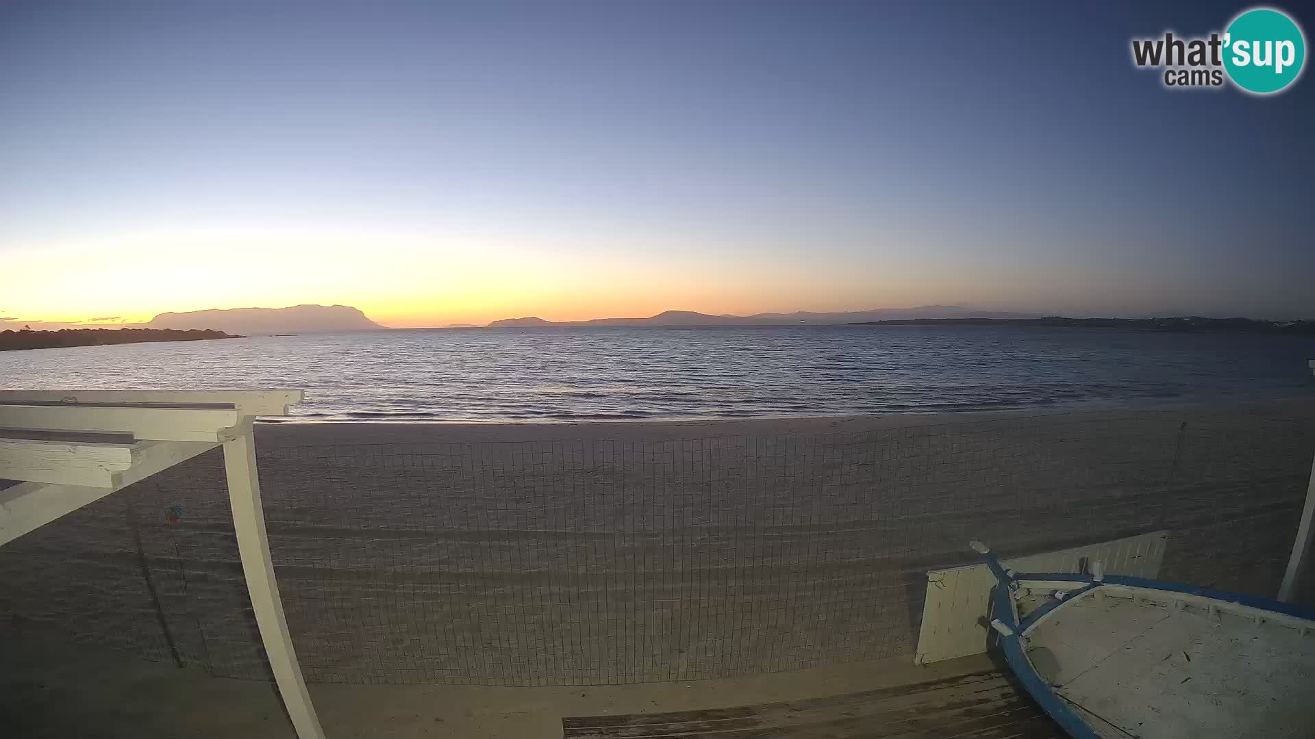 Spletana kamera Spiaggia Bianca – Golfo Aranci – Sardinija