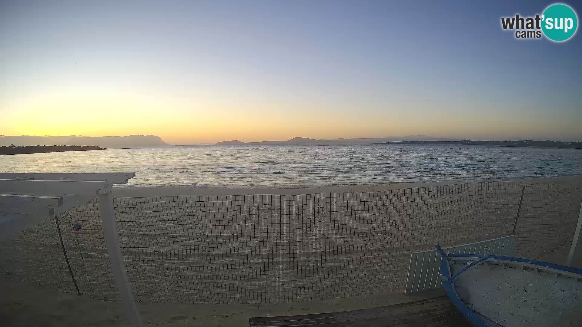 Spletana kamera Spiaggia Bianca – Golfo Aranci – Sardinija