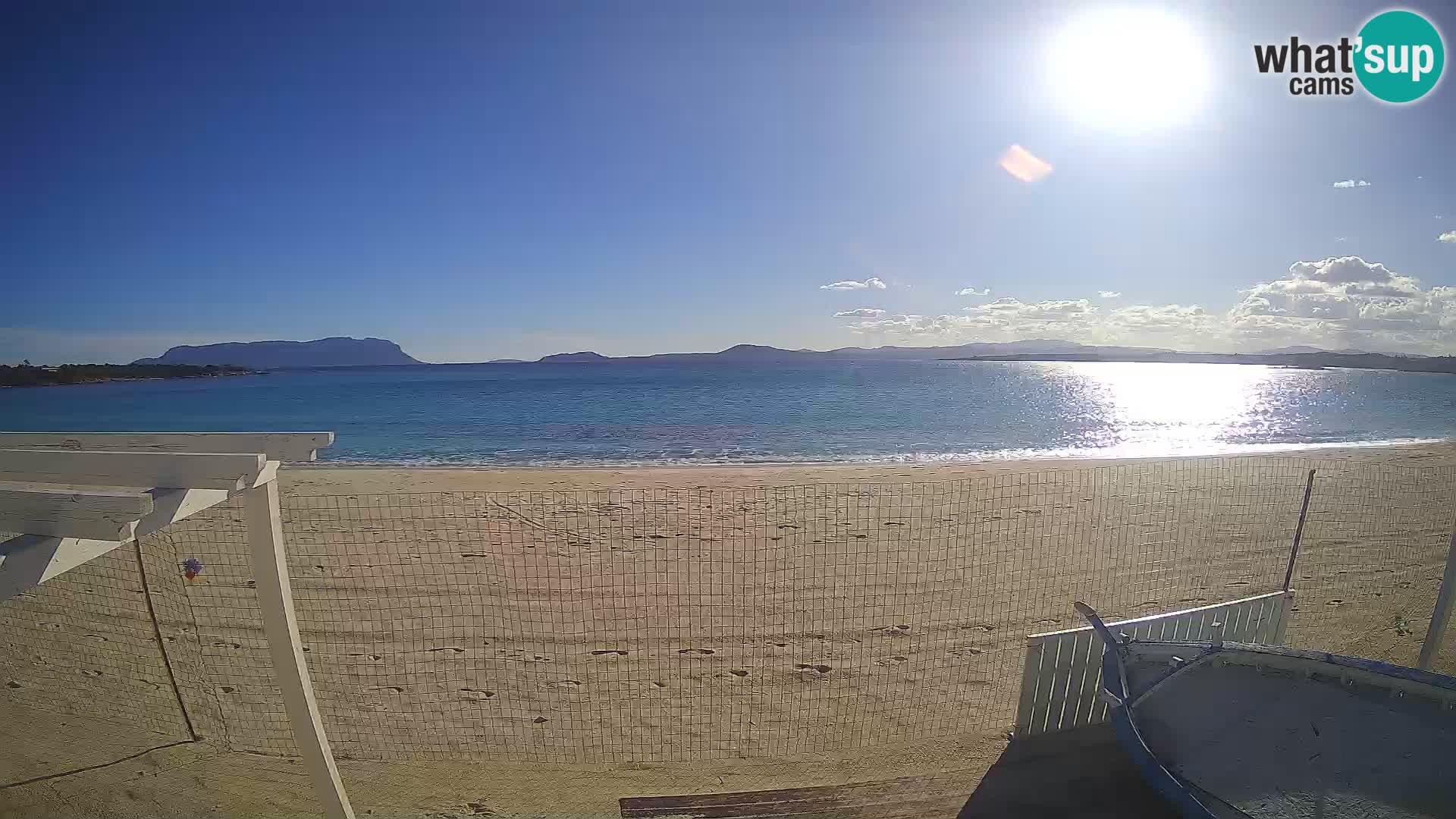 Spletana kamera Spiaggia Bianca – Golfo Aranci – Sardinija