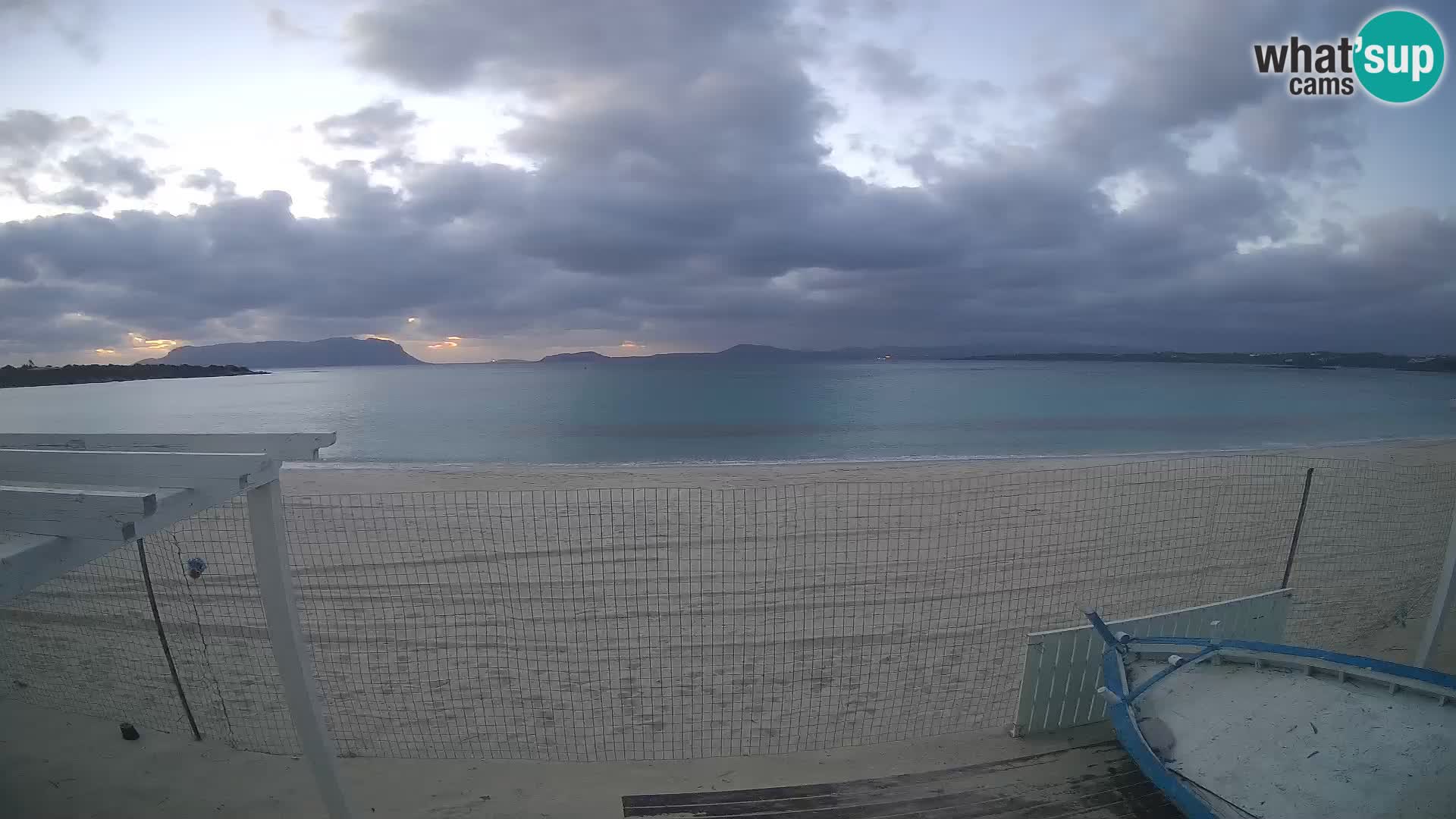 Spletana kamera Spiaggia Bianca – Golfo Aranci – Sardinija