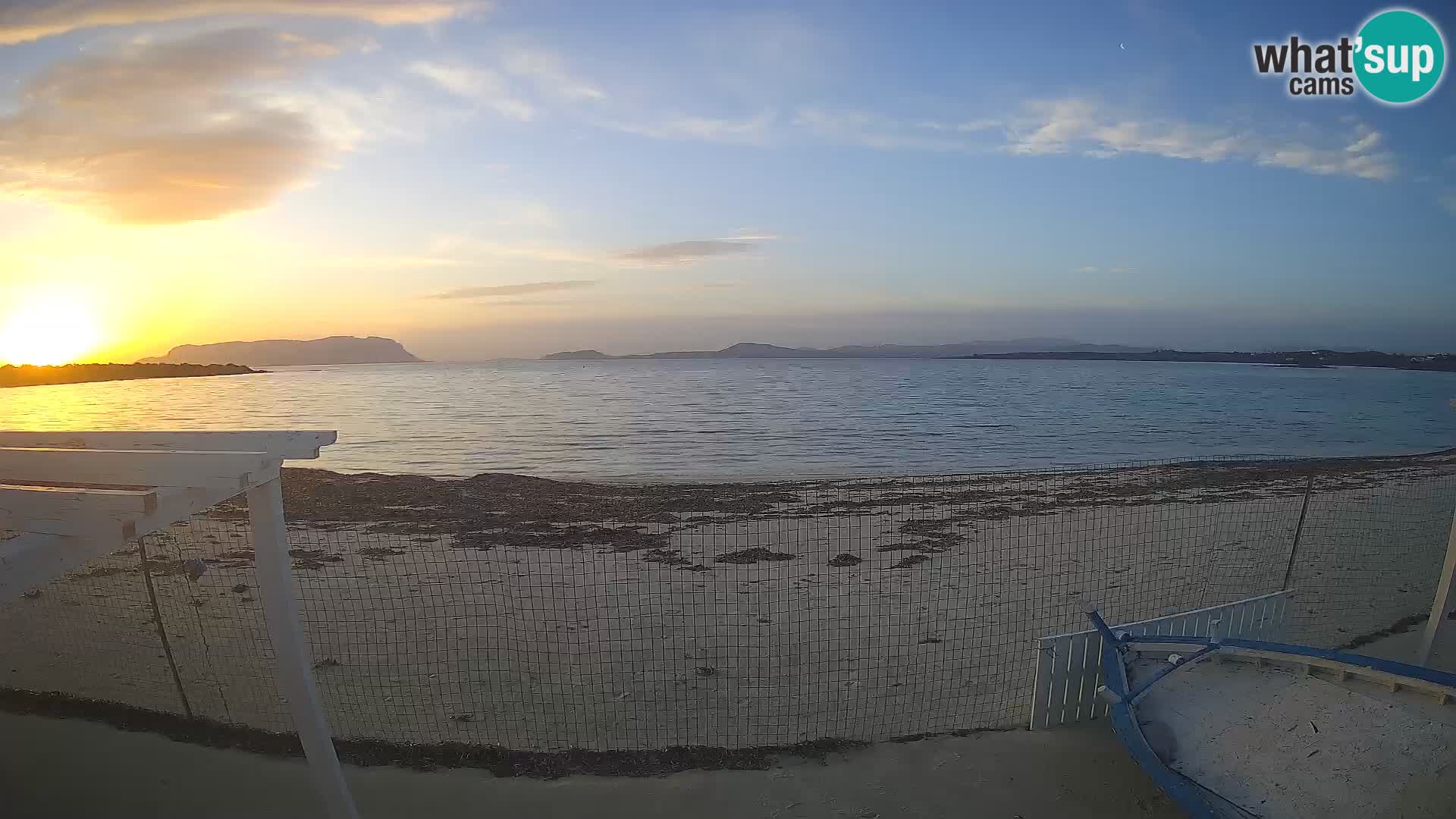 Spletana kamera Spiaggia Bianca – Golfo Aranci – Sardinija