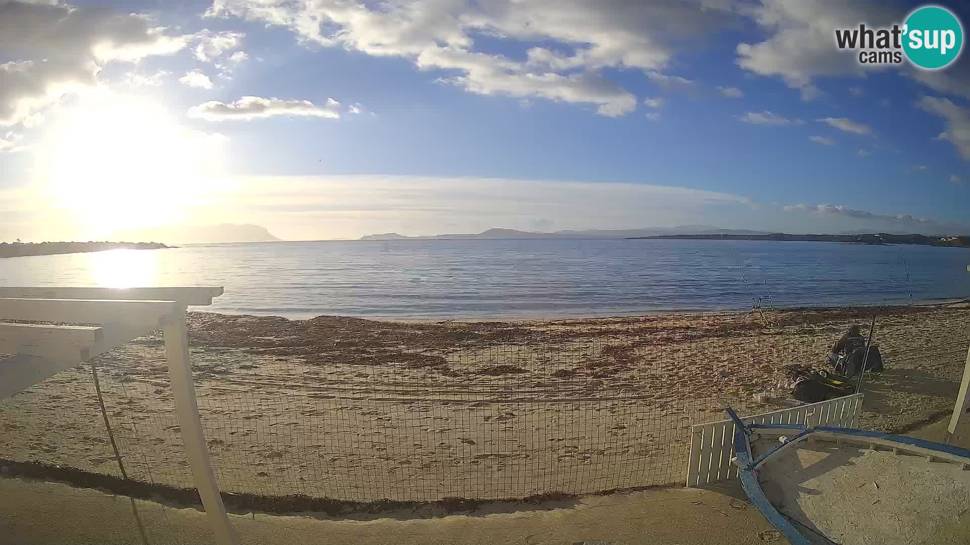 Spletana kamera Spiaggia Bianca – Golfo Aranci – Sardinija