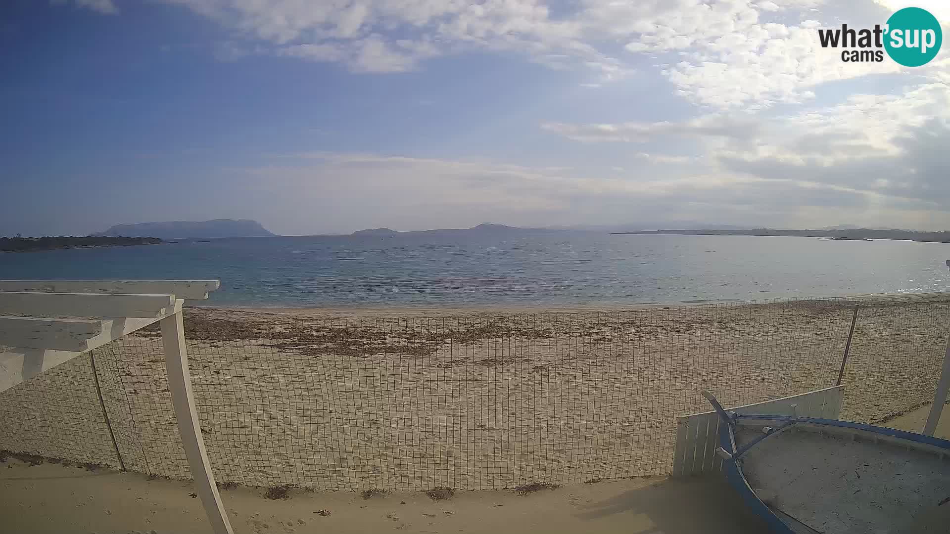 Spletana kamera Spiaggia Bianca – Golfo Aranci – Sardinija