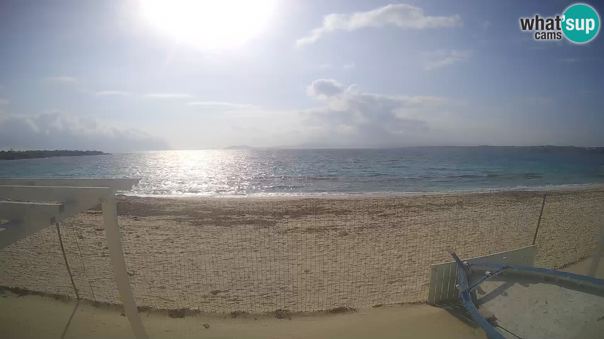 Spletana kamera Spiaggia Bianca – Golfo Aranci – Sardinija