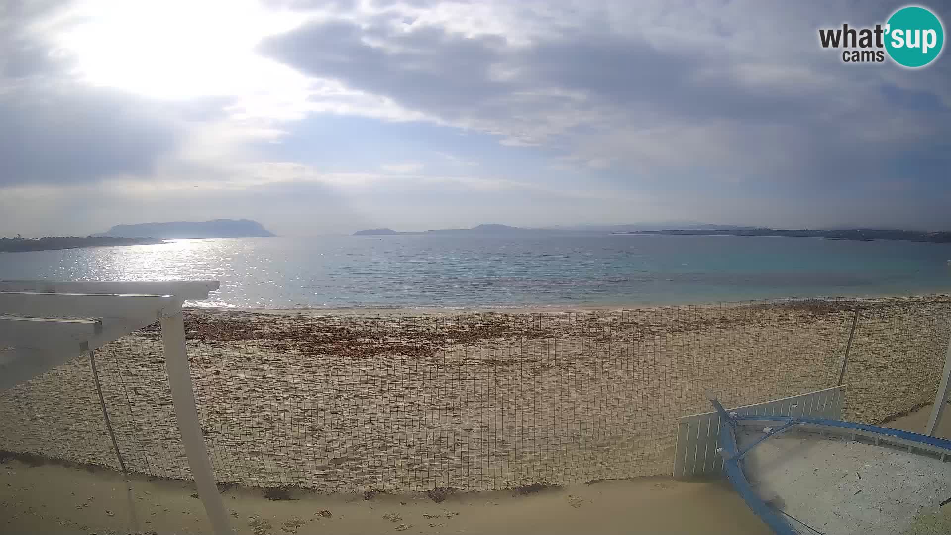 Spletana kamera Spiaggia Bianca – Golfo Aranci – Sardinija