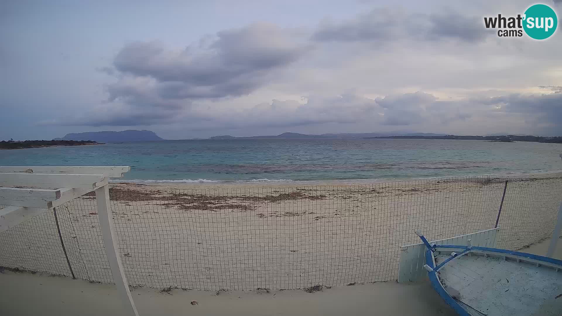 Spletana kamera Spiaggia Bianca – Golfo Aranci – Sardinija