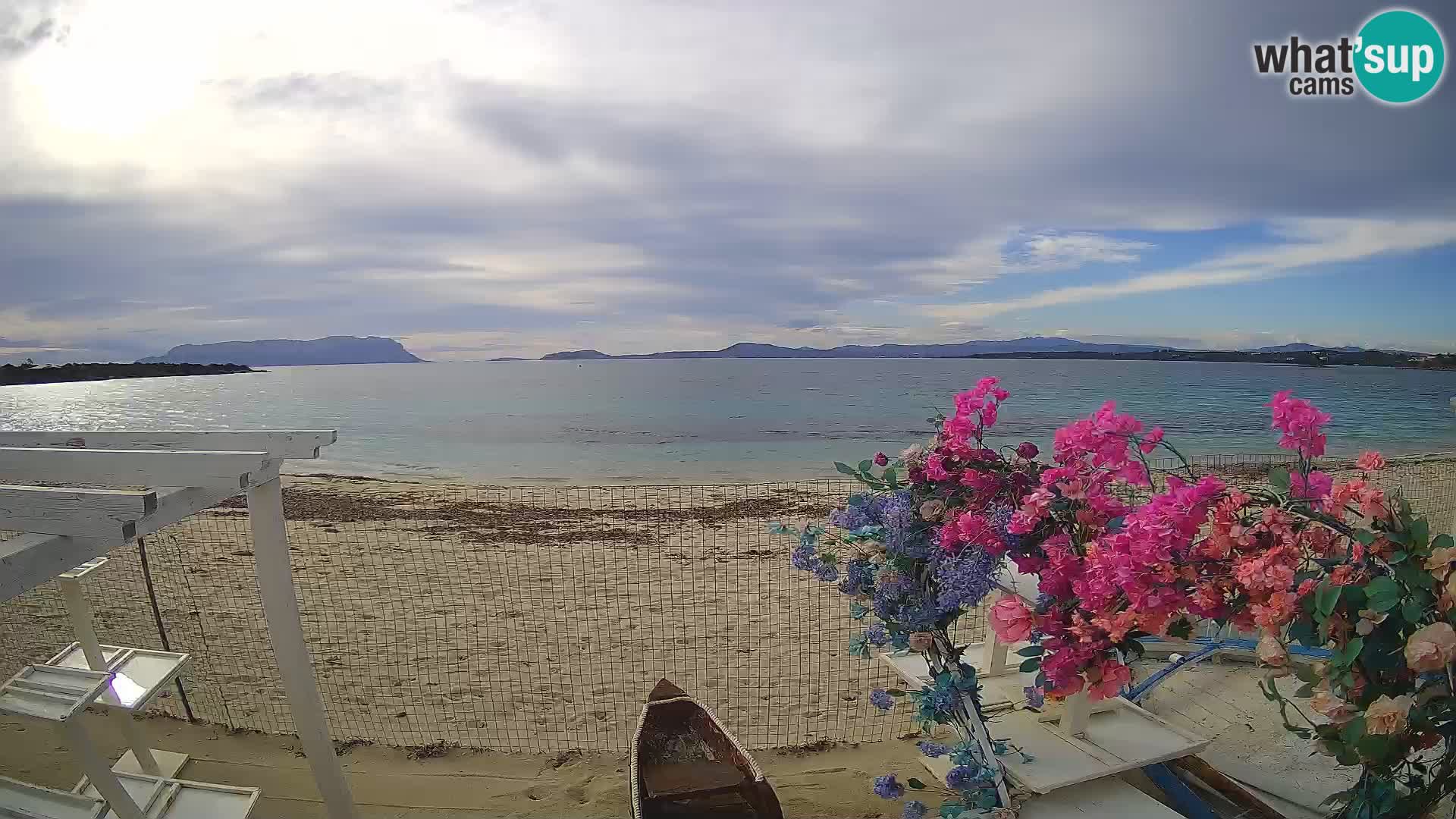 Spletana kamera Spiaggia Bianca – Golfo Aranci – Sardinija