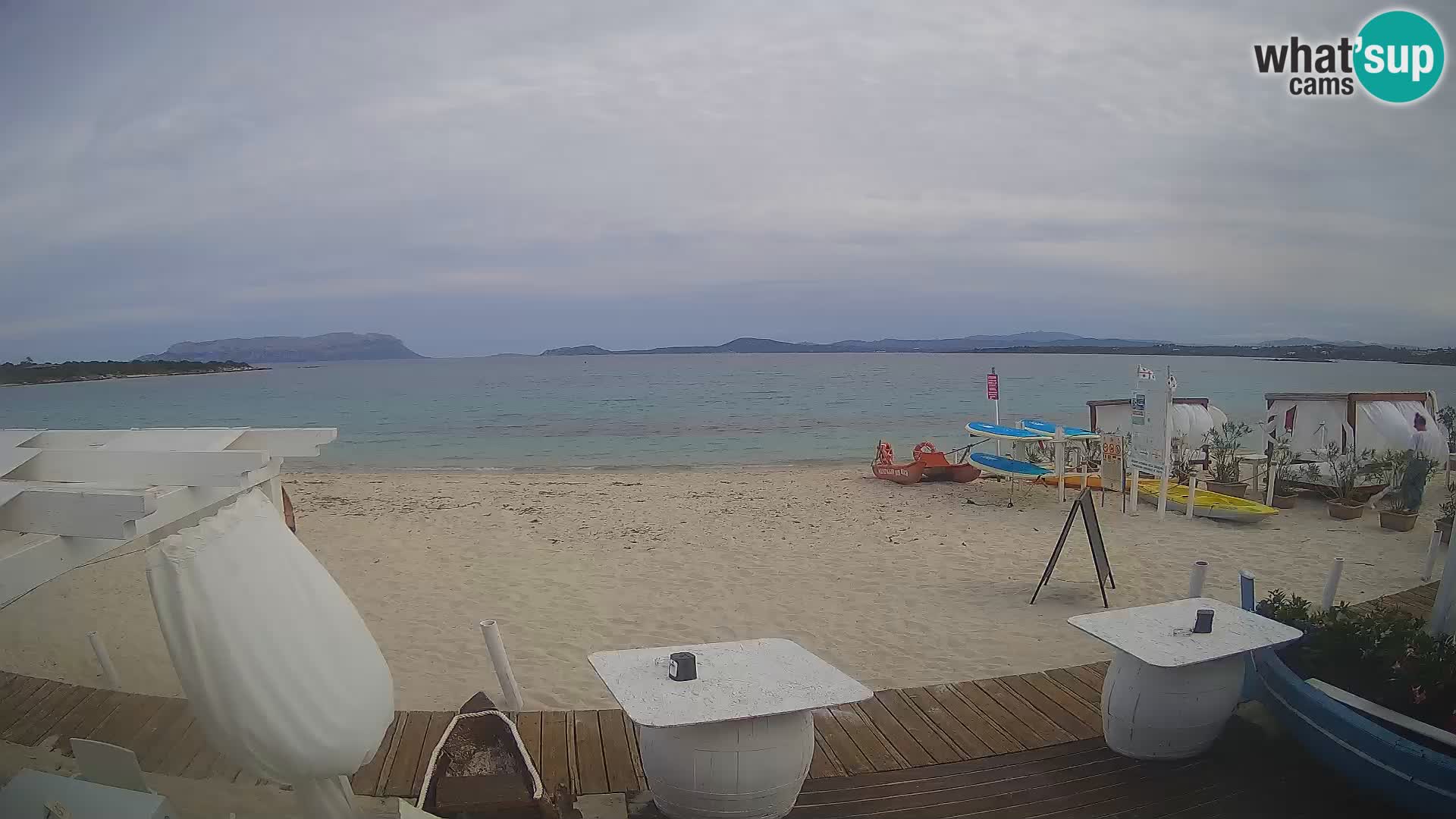 Spletana kamera Spiaggia Bianca – Golfo Aranci – Sardinija