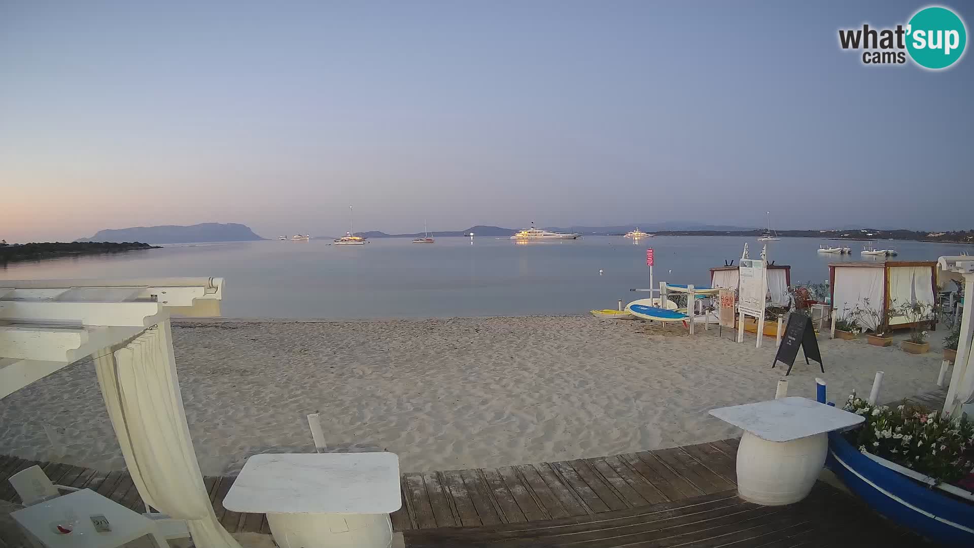 Spletana kamera Spiaggia Bianca – Golfo Aranci – Sardinija