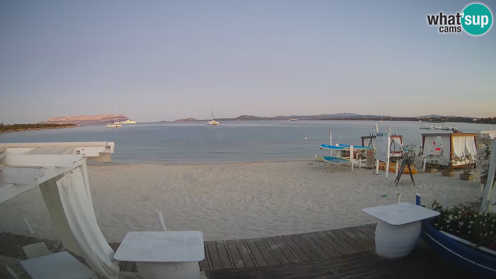 Spletana kamera Spiaggia Bianca – Golfo Aranci – Sardinija