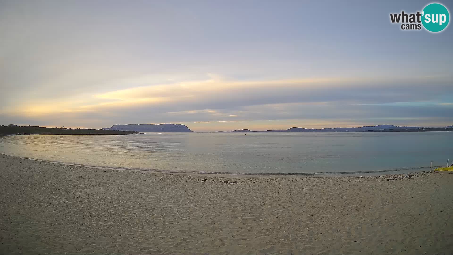 Spletana kamera Spiaggia Bianca – Golfo Aranci – Sardinija