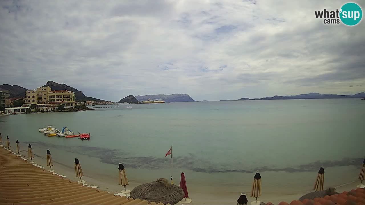 Web kamera Terza Spiaggia Golfo Aranci – Pogled uživo na plažu
