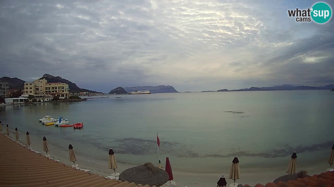 Webcam Terza Spiaggia Golfo Aranci – Vue en direct de la plage