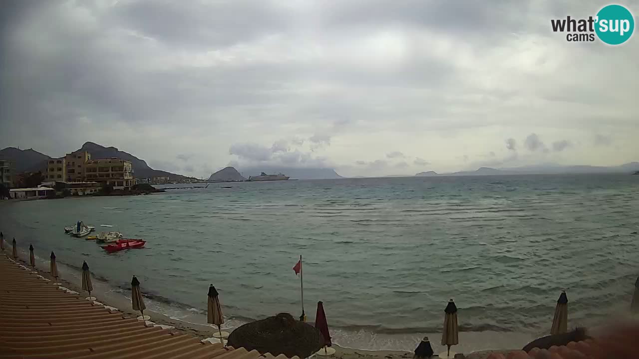Web kamera Terza Spiaggia Golfo Aranci – Pogled uživo na plažu
