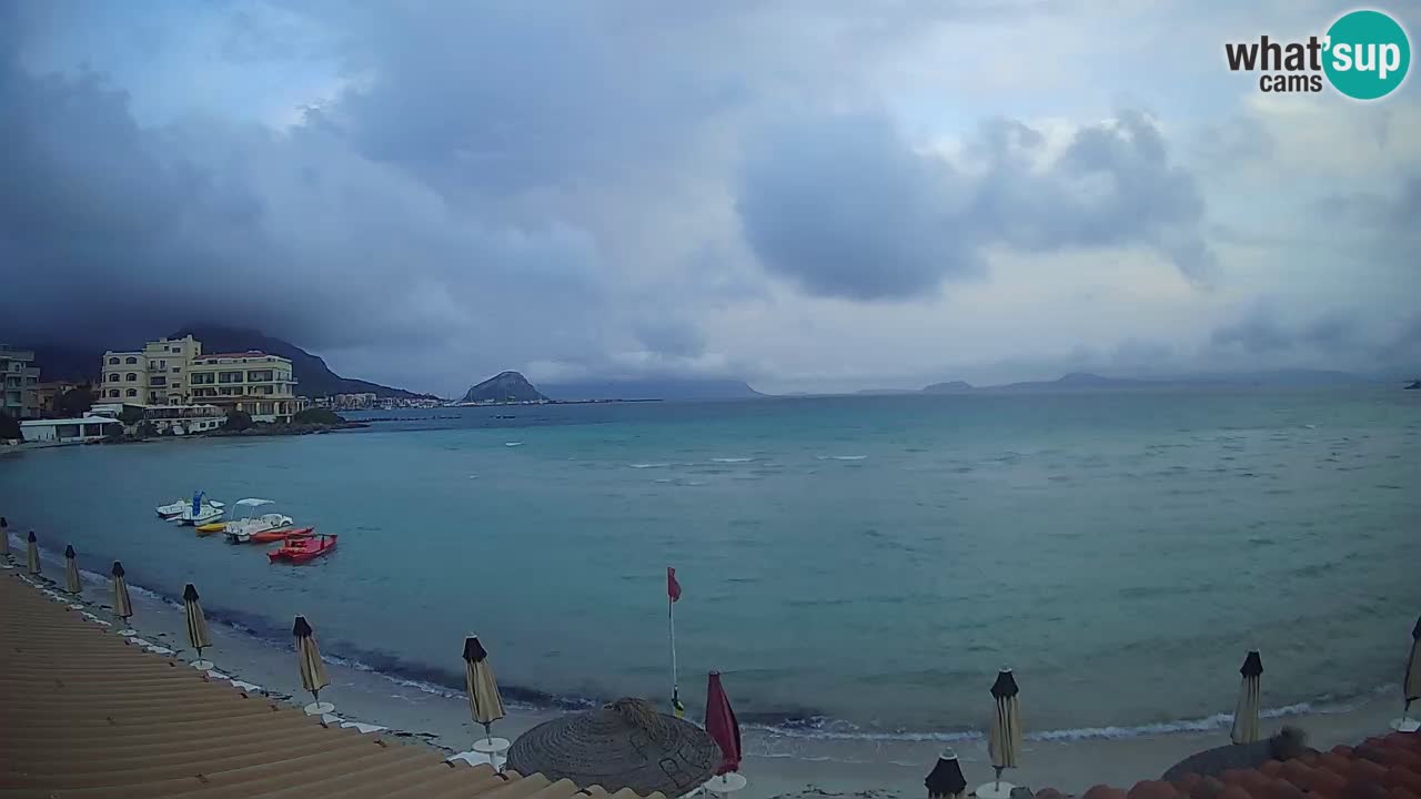 Web kamera Terza Spiaggia Golfo Aranci – Pogled uživo na plažu