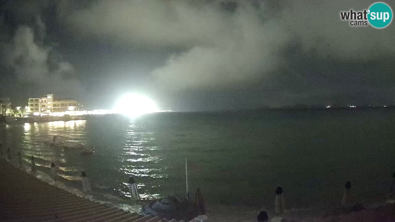 Web kamera Terza Spiaggia Golfo Aranci – Pogled uživo na plažu