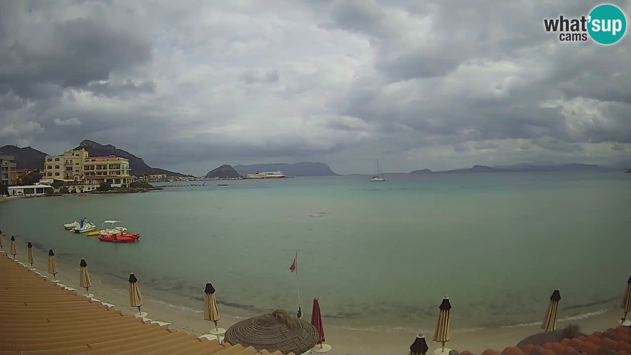 Web kamera Terza Spiaggia Golfo Aranci – Pogled uživo na plažu