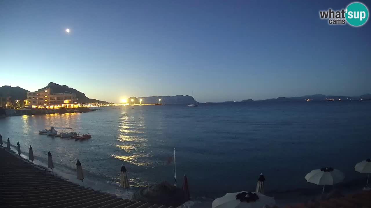Web kamera Terza Spiaggia Golfo Aranci – Pogled uživo na plažu