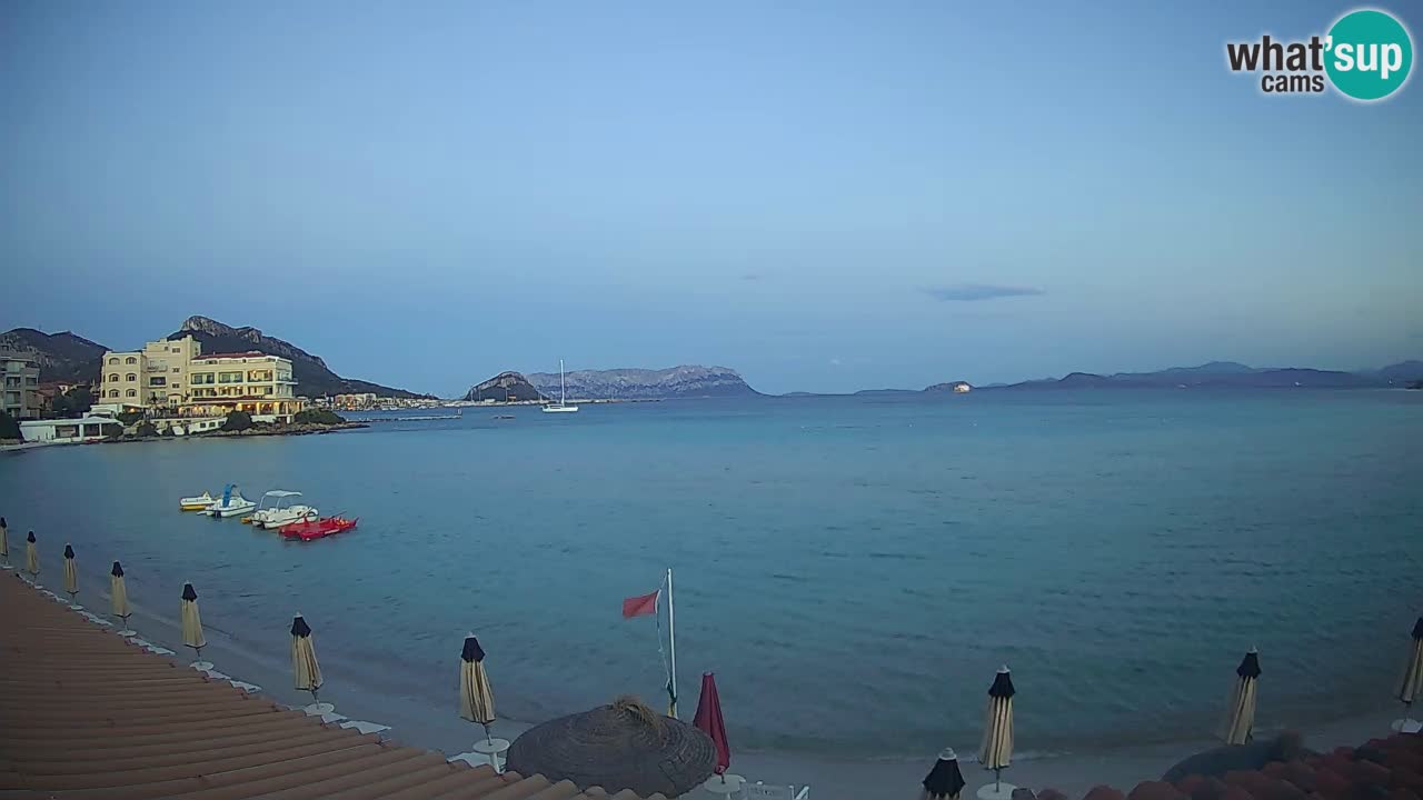 Web kamera Terza Spiaggia Golfo Aranci – Pogled uživo na plažu
