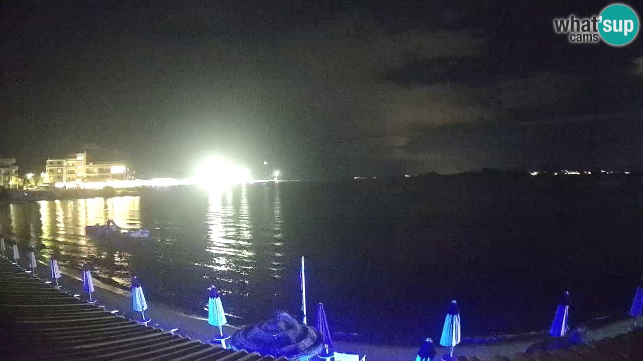 Spletna kamera Terza Spiaggia Golfo Aranci – Pogled na plažo v živo