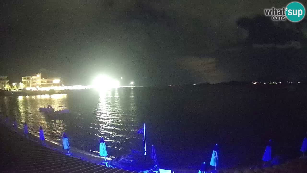 Spletna kamera Terza Spiaggia Golfo Aranci – Pogled na plažo v živo